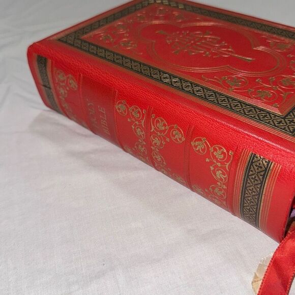 Catholic Family Edition of The Holy Bible 1953 John J Crawley - Picture 3 of 13